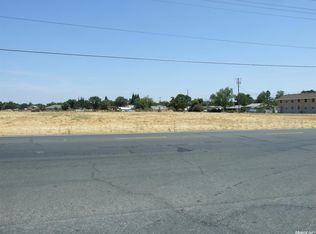 415 Lilac Ln, Rio Linda, CA 95673