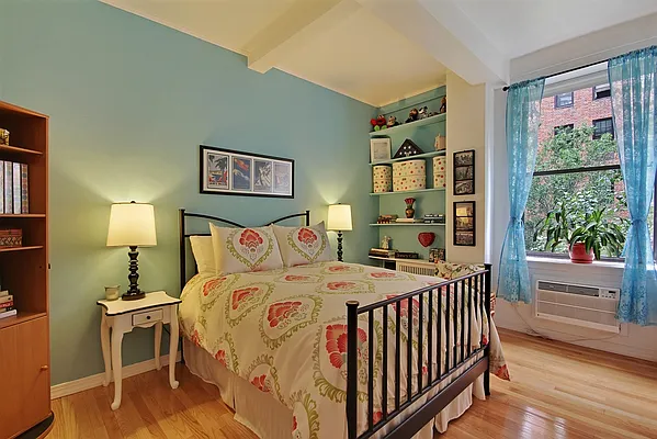 Sold by Corcoran | media 8