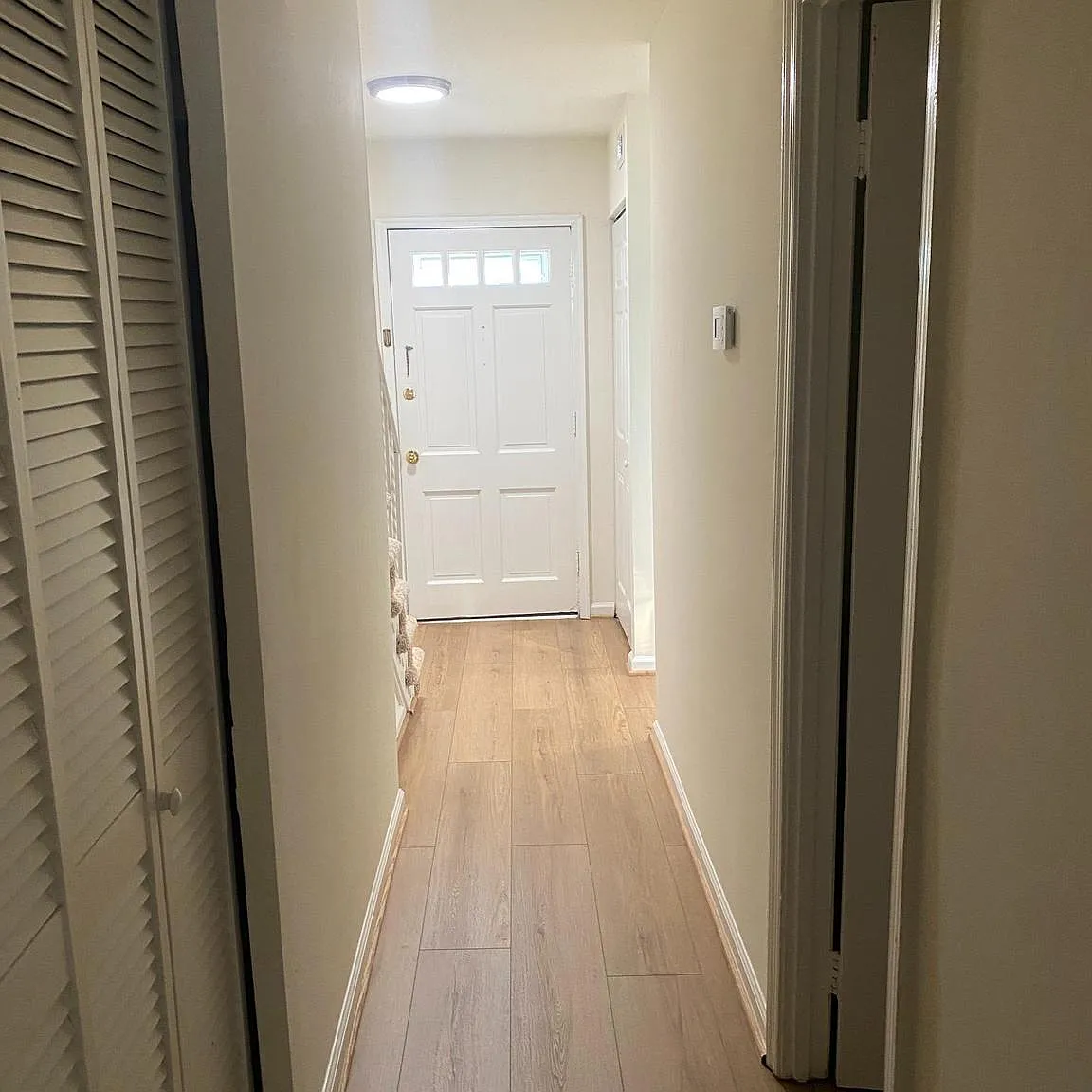 3 bed, 2.5 bath, 1372 sqft, $2,450 — Photo 4