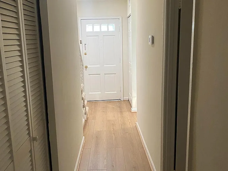 10175 Irongate Way — Photo 4