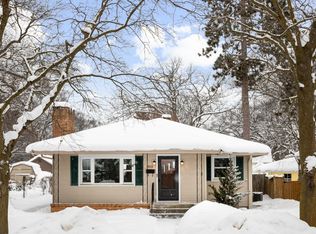 633 W Twelfth St, Traverse City, MI 49684