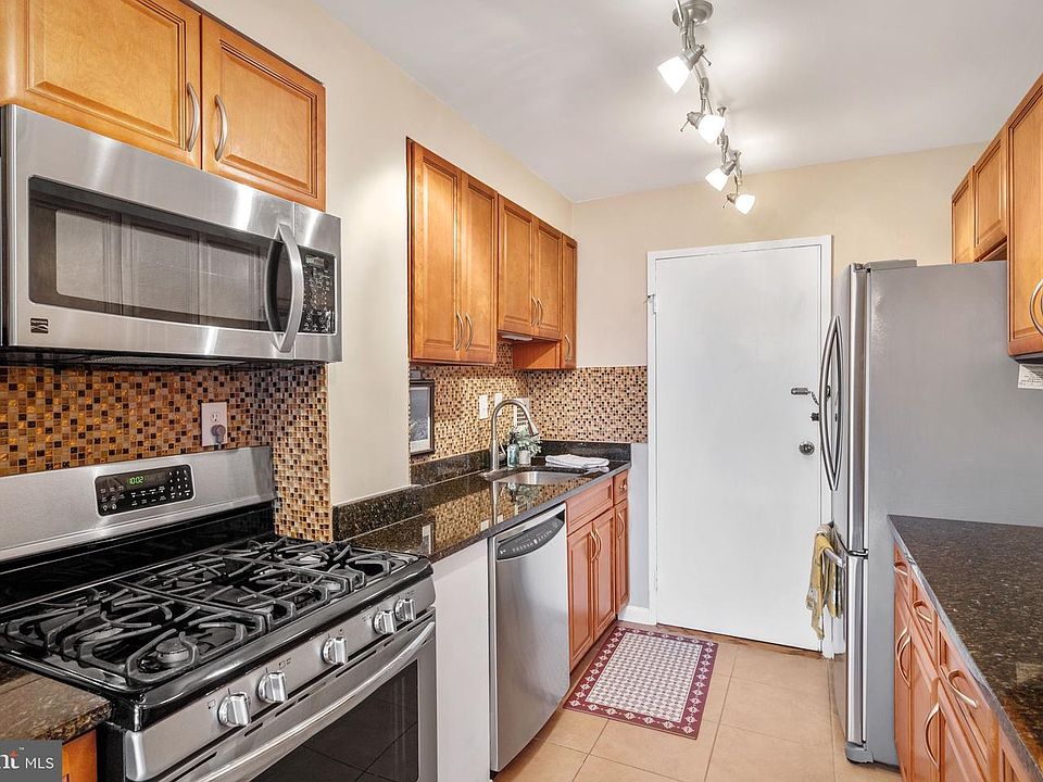 1st image of 6621 Wakefield Dr APT 216