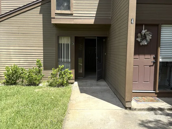 3 Southbury Ct, Palm Coast, FL 32137