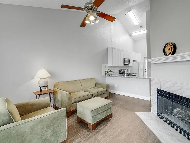 4800 W Lovers Ln #521 — Photo 7