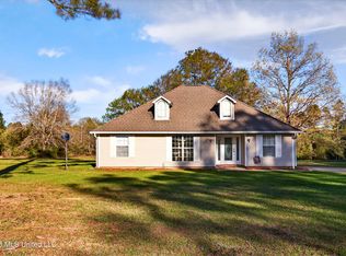 3643 Long Leaf Dr, Perkinston, MS 39573