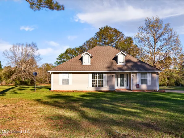 3643 Long Leaf Dr, Perkinston, MS 39573