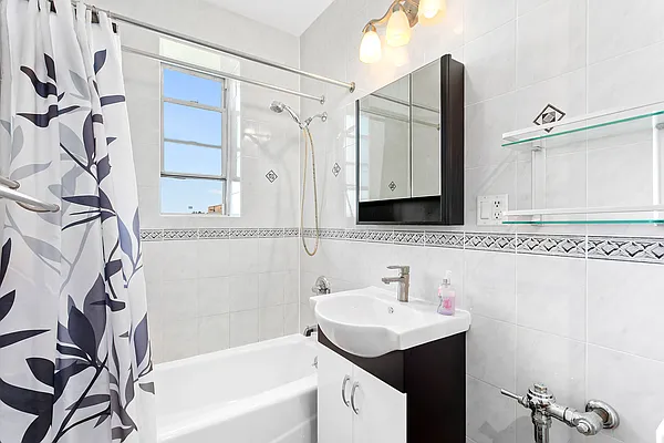 Sold by Compass | media 4