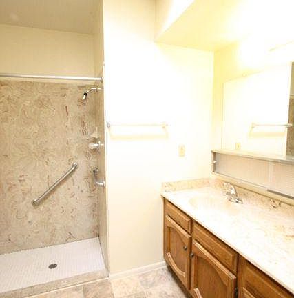 2nd image of 179 W Lillian Ln