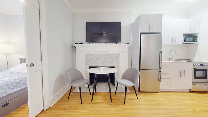 Rented by Metro Garden Realty NYC | media 11