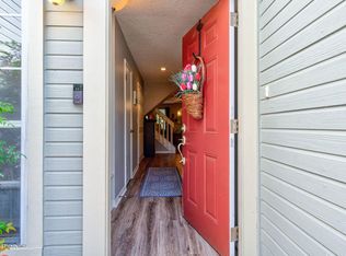 240 Windswept Cir, Neptune Beach, FL 32266