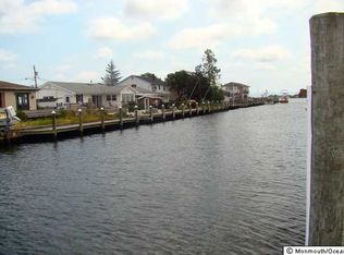 15 Pilot Rd, Toms River, NJ 08753