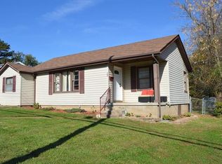 765 Ridge Ave, Saint Clair, MO 63077