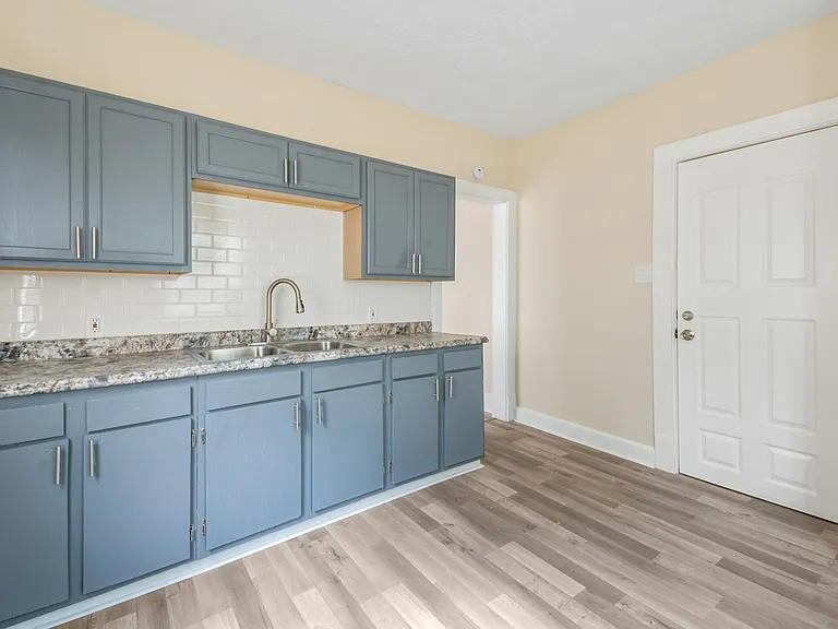 13419 Shaw Ave #A — Photo 10
