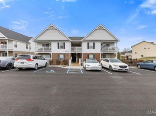 131 Saravalle Dr, Saint Peters, MO 63376