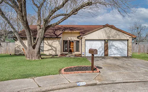 113 Wood Hollow Dr Photo 1