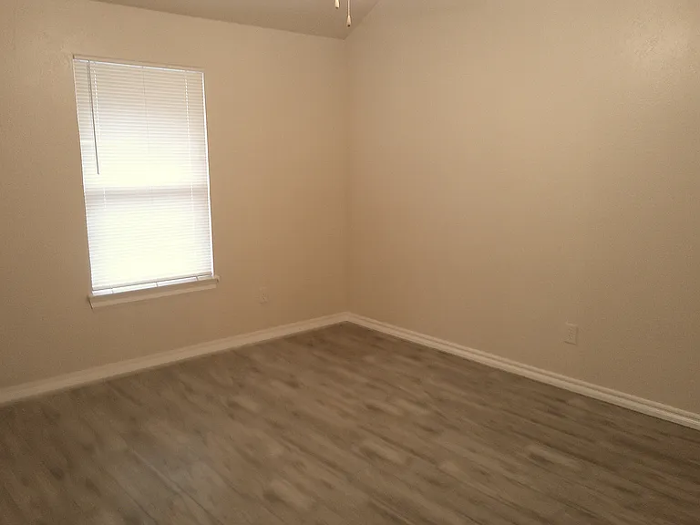 316 Mohawk Trl — Photo 13