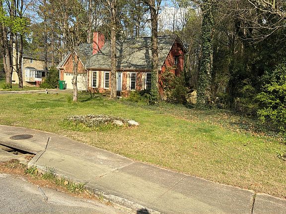2nd image of 2018 Wellborn Rd