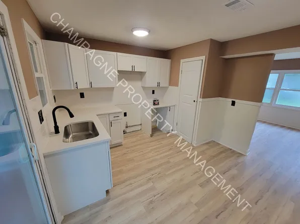 11227 Eastern Ave, Kansas City, MO 64134