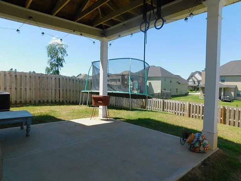 248 Claudia Dr — Photo 3