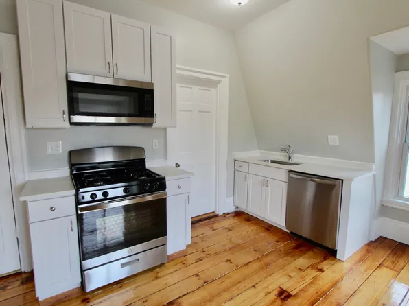 321 Union Street Apartments, 321 Union St #10, New Bedford, MA 02740