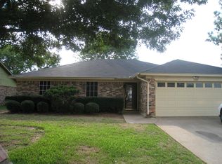 6204 Cool Springs Dr, Arlington, TX 76001