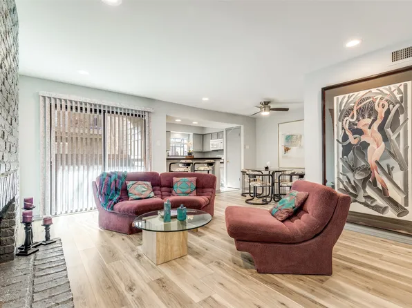 15221 Berry Trl APT 405, Dallas, TX 75248