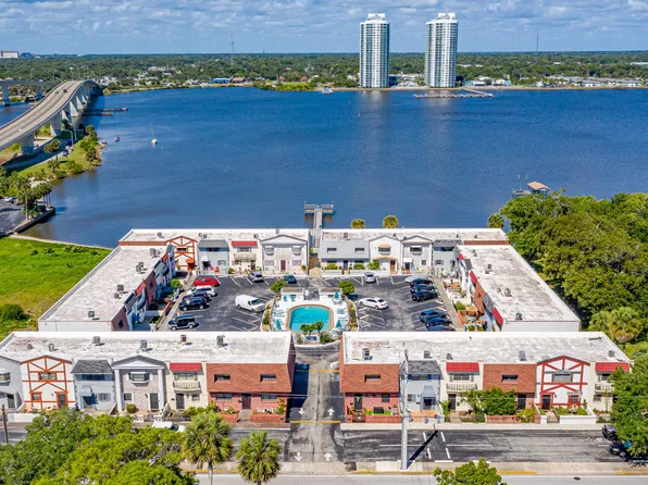 625 N Halifax Ave APT 11, Daytona Beach, FL 32118