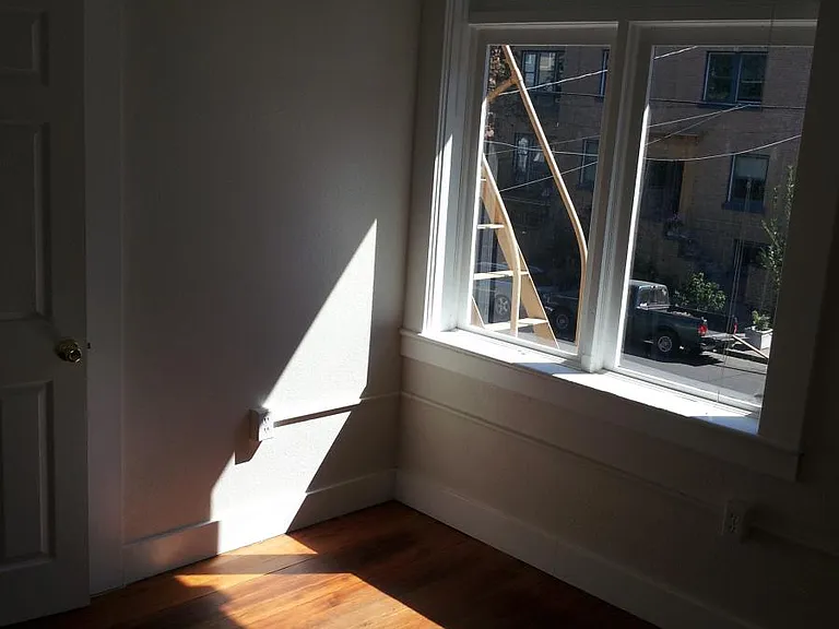 2241 NW Hoyt St #109 — Photo 14