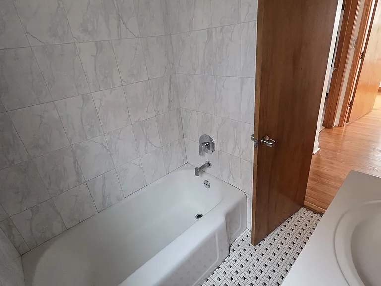 5113 N Mango Ave #2 — Photo 12