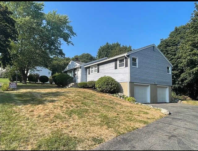 2nd image of 32 Patricia Rd