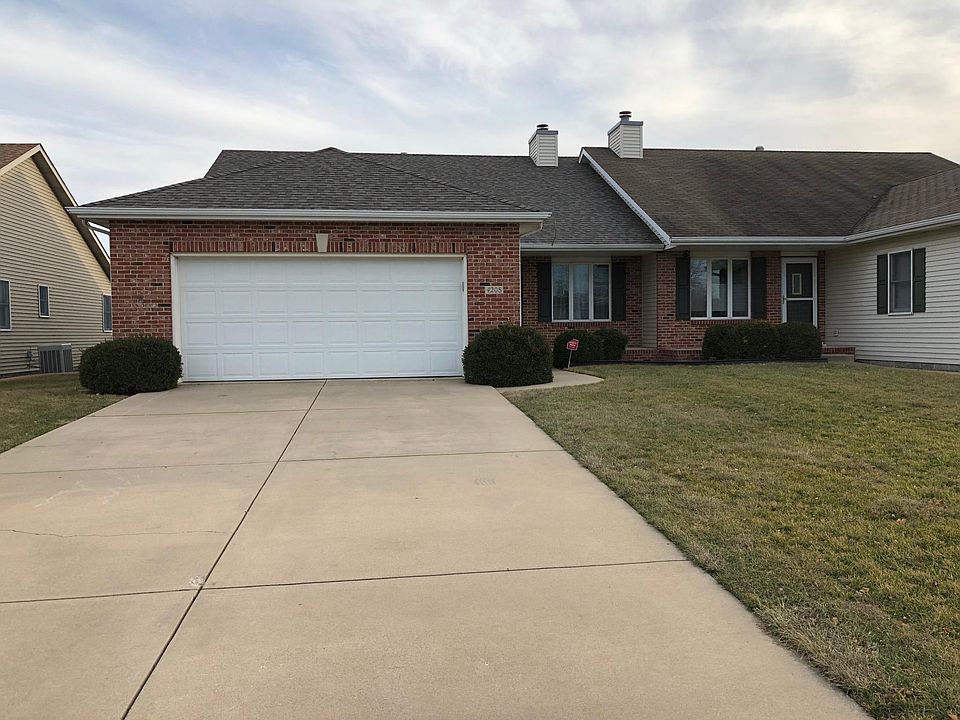 Front of duplex