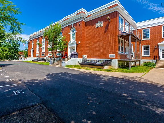 2nd image of 151 Ritchie St #101