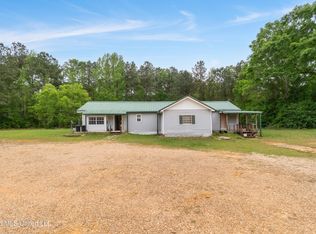 810 Osborn Moody Rd, Poplarville, MS 39470