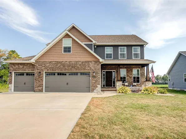 604 Daniel Dr, Mascoutah, IL 62258