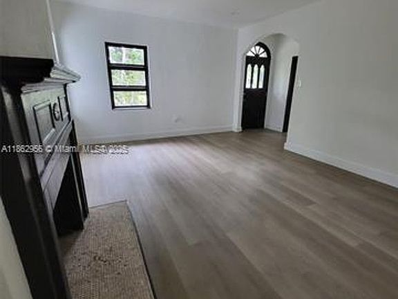 2nd image of 816 NE 91st Ter #0