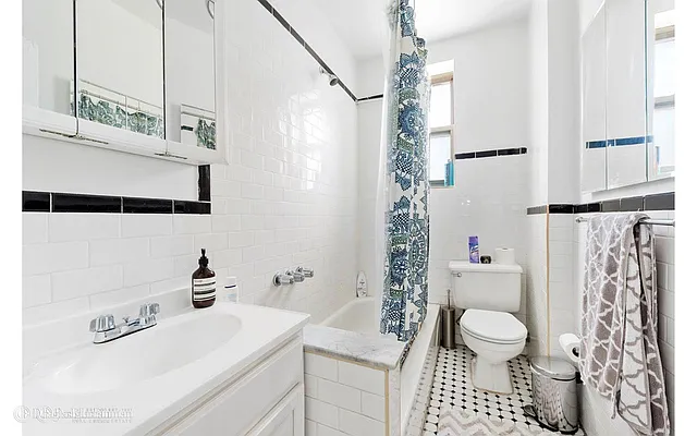 Rented by Douglas Elliman | media 9