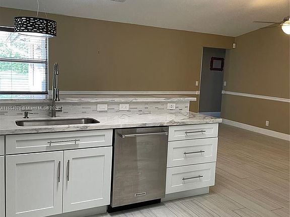5th image of 453 SW 169th Ter #453