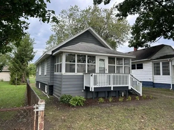 32256 York St, Rockwood, MI 48173