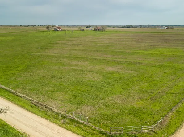 3 TRACT CR 358 CR 359A LOT 35000, Shiner, TX 77984