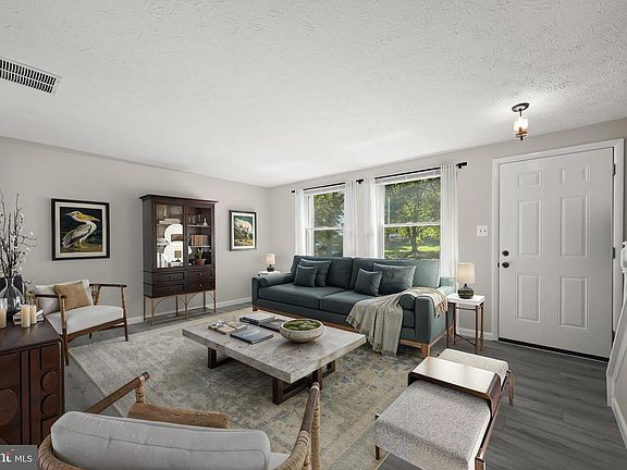 5th image of 8312 Mary Lee Ln
