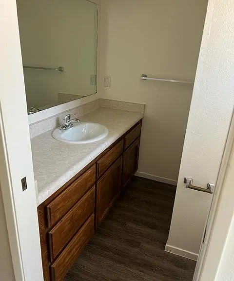 7813 S Laurelglen Blvd — Photo 8