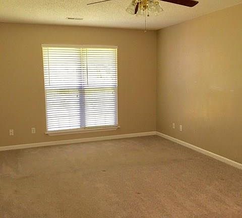 4th image of 14986 Fairhaven Dr