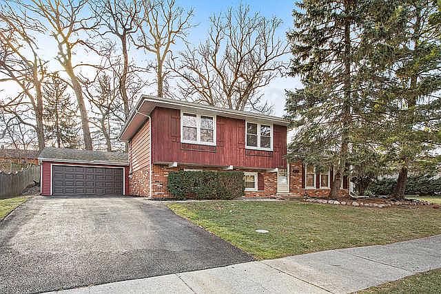 1st image of 10065 Holly Ct