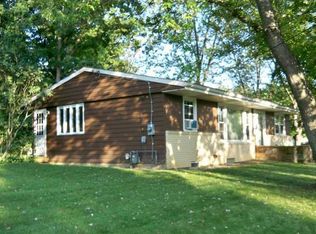 122 Fairlane Dr, Industry, PA