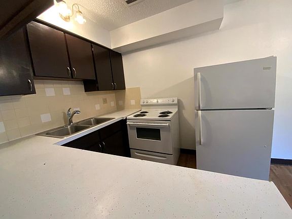 5th image of 103 Florence St #2-103-2