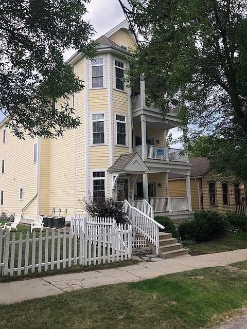 1st image of 224 E Lloyd St #Bhjhwzjgw