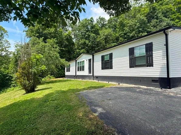3789 State Highway 556, Sandy Hook, KY 41171