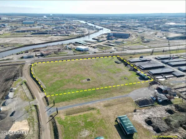 Commercial Dr, New Iberia, LA 70560