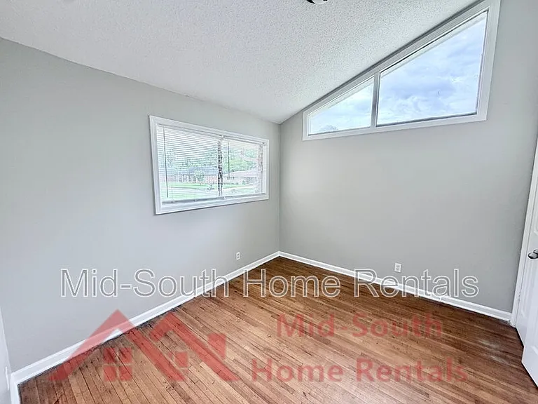 480 Whiteville Ave — Photo 16