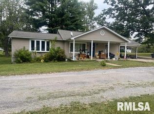 110 E Oak St, Creal Springs, IL 62922